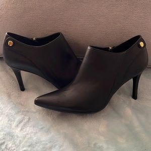 Calvin Klein bootie size 7